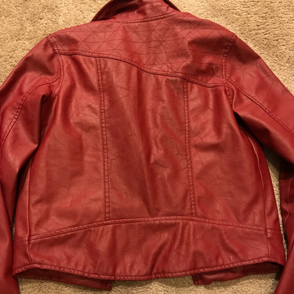Red Pleather Volcom Jacket - XS - Picture 4 of 5